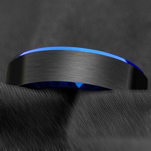  Women's Or Men's Tungsten carbide Matching Ring Couple Wedding Bands Carbon Fiber Blue Edge Ring with Black Matte Finish Top